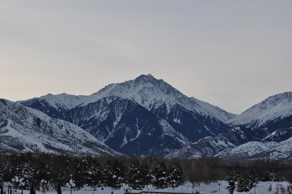 landscape-nature-mountain-snow-winter-mountain-range-1188572-pxhere.com.jpg